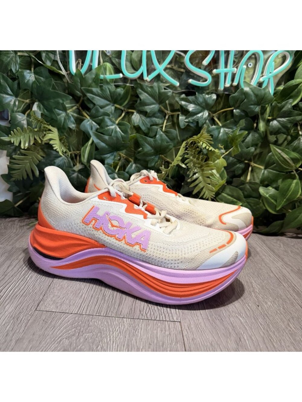 Hoka One One Women's Skyward X Running Sneaker Shoes, Size 9 B